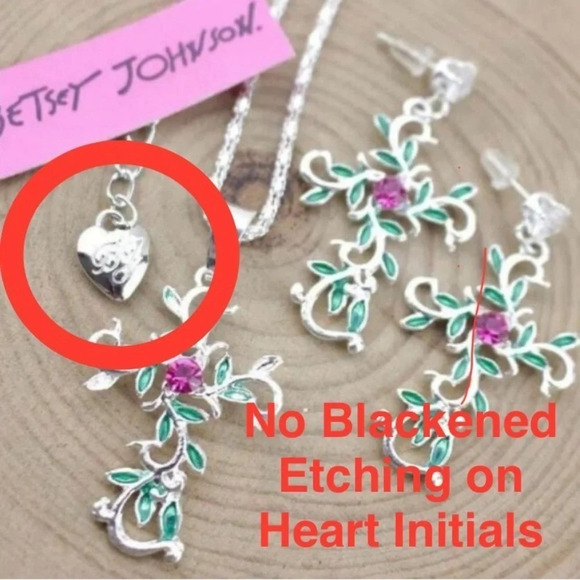 BETSEY JOHNSON: How to Identify Counterfeit Items — A Quick &
Easy Buying Guide - Picture 10 of 11